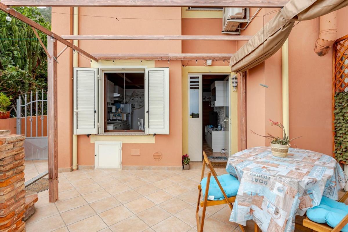Vista Sul Pan Di Zucchero - Nebida - Holiday House Экстерьер фото