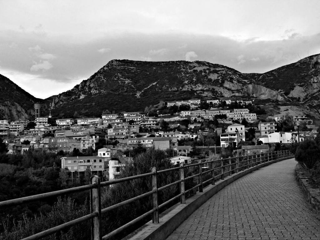 Vista Sul Pan Di Zucchero - Nebida - Holiday House Экстерьер фото